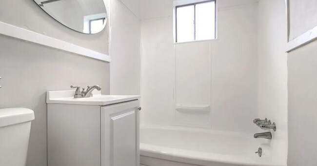 Photo - 14918 Milverton Rd Unit 6