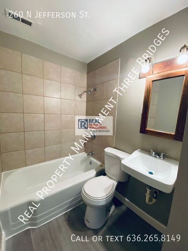 Photo - 260 N Jefferson St