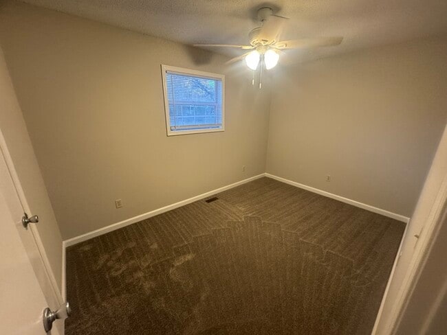 Photo - Adorable 2 Bed 1 Bath Duplex, Available Now! Casa Adosada