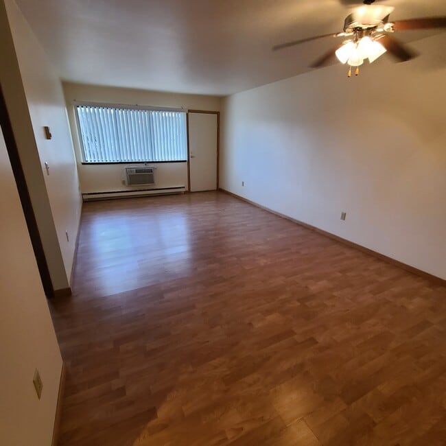 Photo - Country Village Apartments