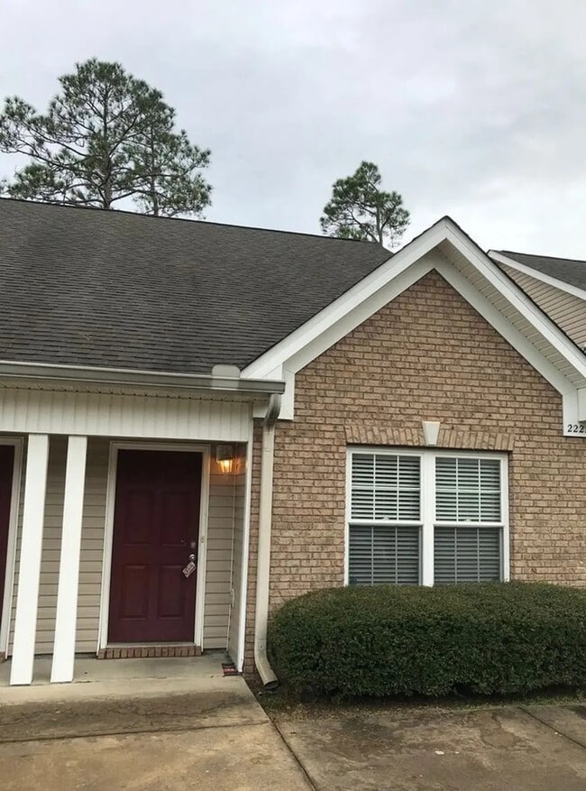 Building Photo - 2228 Cedarbrook Ct Rental