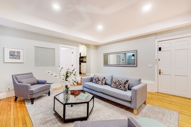 Photo - 278 Clarendon St Unit 1