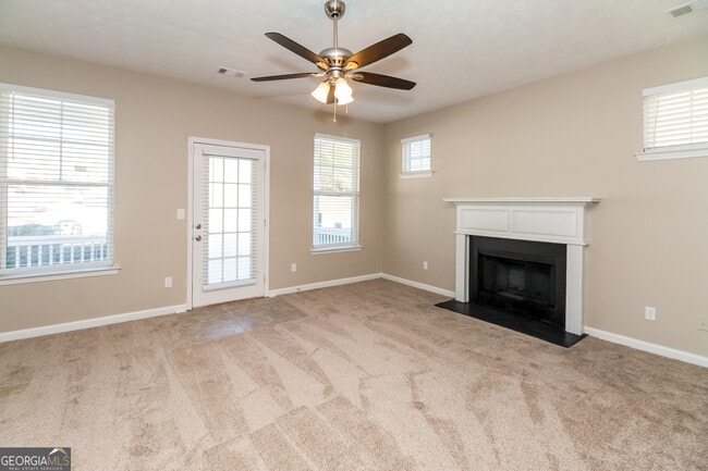 Photo - 4766 Highpoint Way