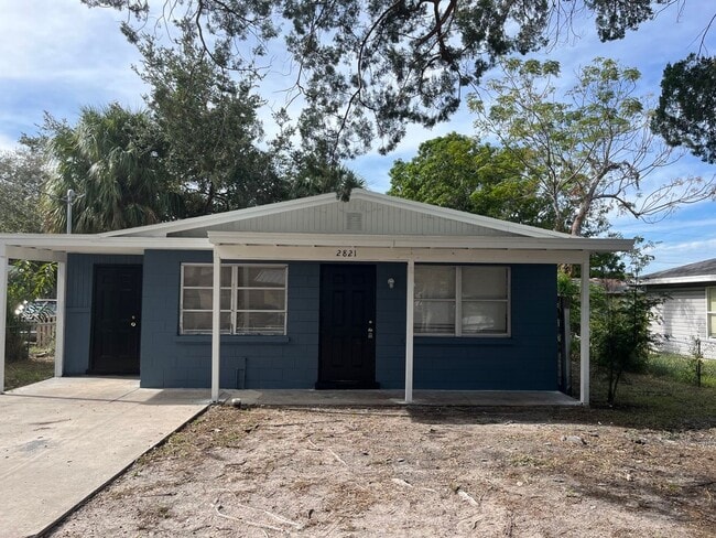 Building Photo - Two bed one bath home