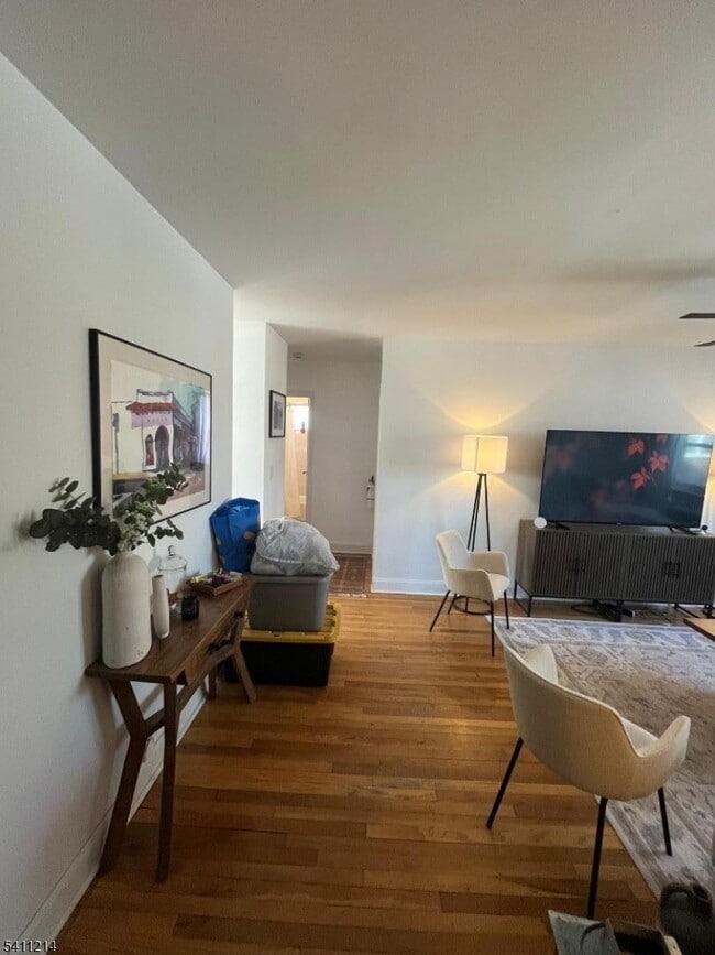 Photo - 1480 Terrace Cir