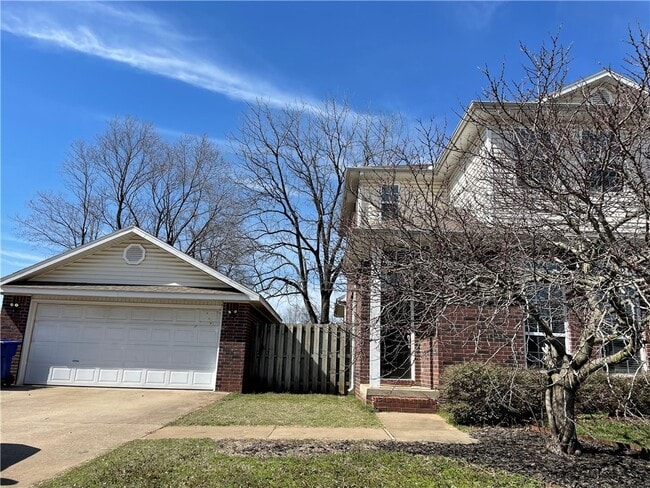 Photo - 410 Ash St