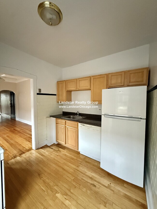 Building Photo - 5618 N Kimball Ave Unit 2A