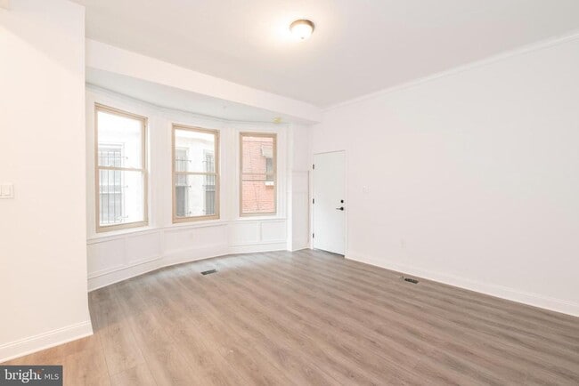 Photo - 4238 Spruce St