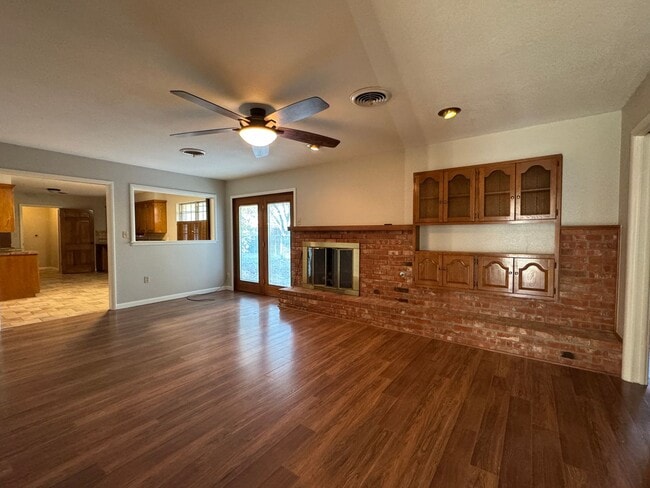 Photo - 7507 NW Wycliffe Ln