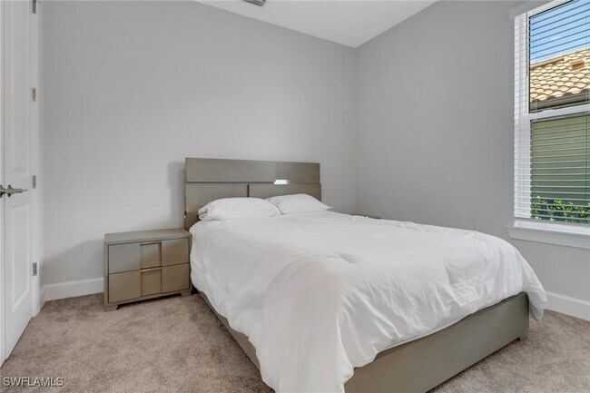 Photo - 15561 Vittorio St