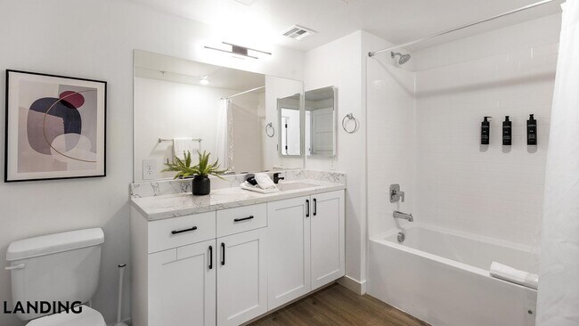2555 N Rancho Dr Unit 3117