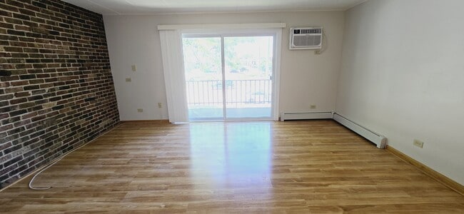 Photo - 9625-9633 Ridgeland Ave