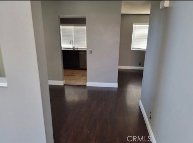 Photo - 7598 Honeysuckle St