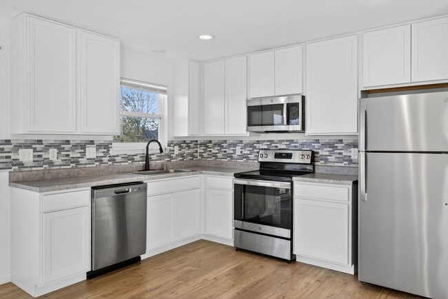 Photo - Modern 2-Bedroom Townhome