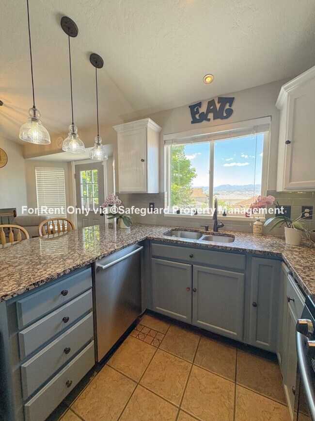 Photo - Wonderful Draper East Bench Home with Gorgeous Valley Views