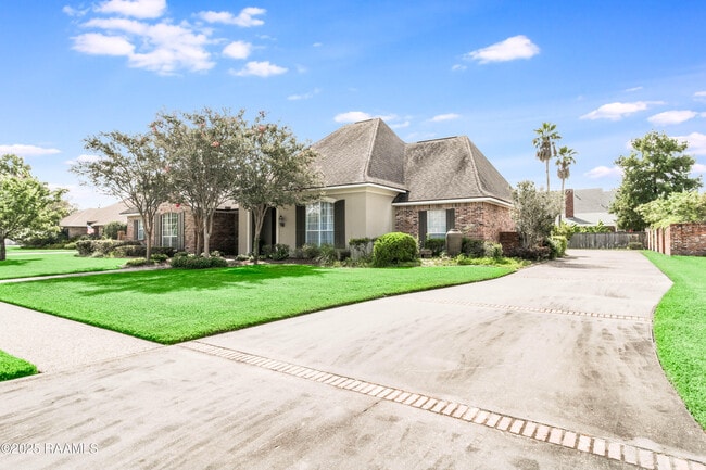 Photo - 102 Bear Creek Ct