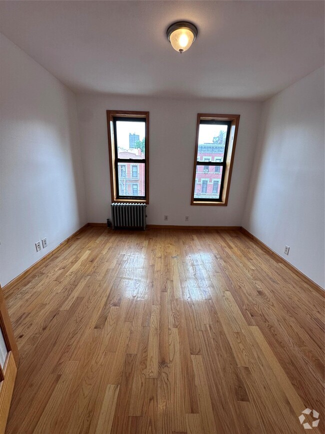 Building Photo - 804 Grand St Unit 3r Rental