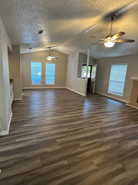 Photo - 1202 Thorpe Ln