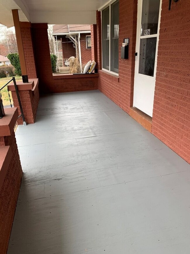 Photo - $1,395 3 Bed + Bonus Room! Must See!