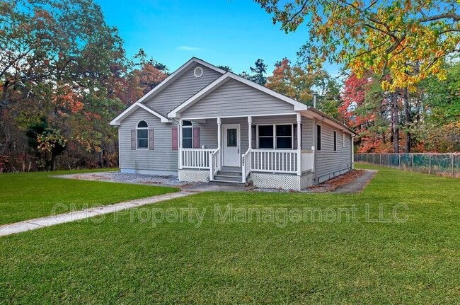 Photo - 756 Lakehurst Rd
