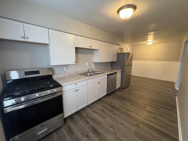 Photo - 4594 Hamilton Ave Unit 1