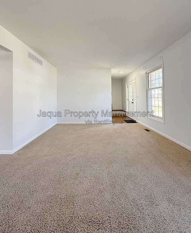 2383 Quincy Ave