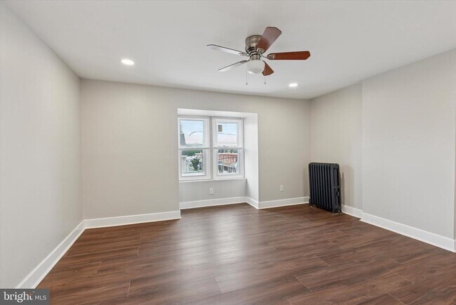Photo - 731 W Lafayette St