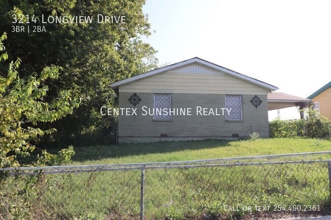 Building Photo - 3214 Longview Dr Rental