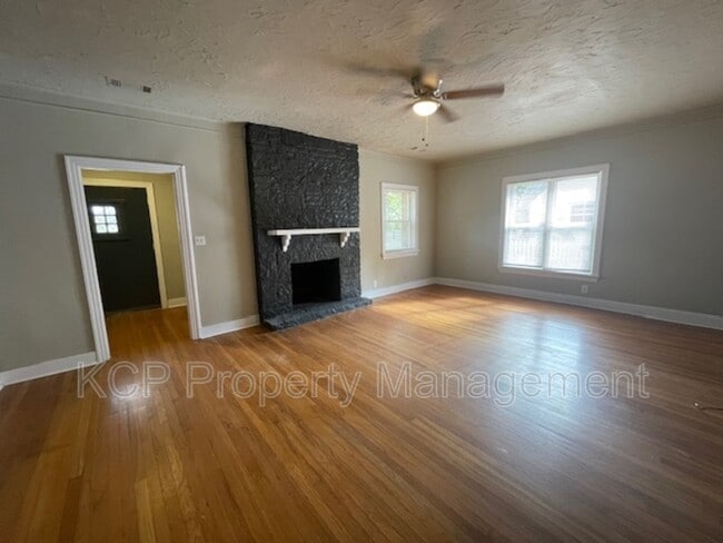 Photo - 2204 S Greenwood Ave