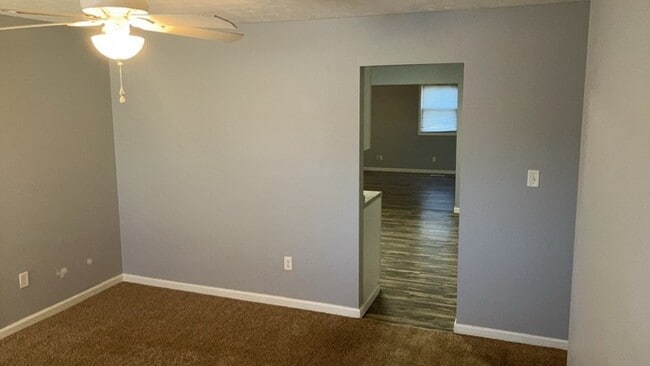 Photo - 325 Halifax Dr