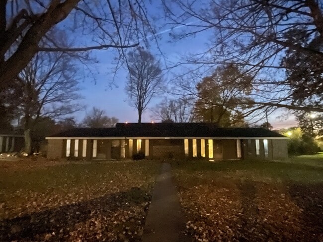 Photo - 5012 Old Maysville Rd