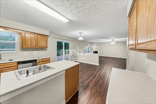 2159 Clay Stone Pl