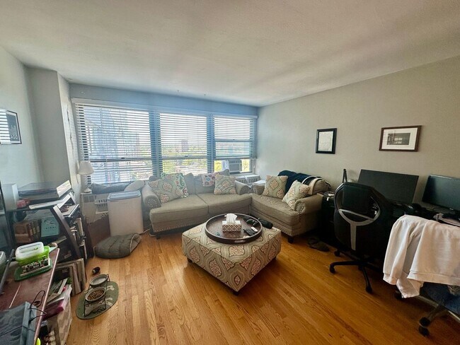Photo - 4180 N Marine Dr Unit 1608