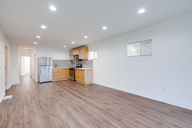 Photo - 1221 N Bronson Ave Unidad 1223 N Bronson