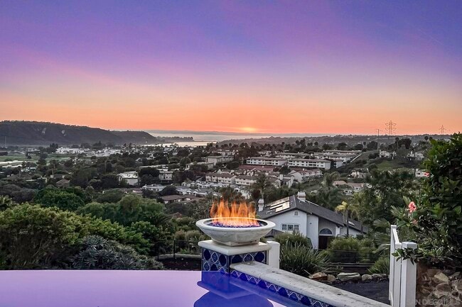 Photo - 7335 El Fuerte St