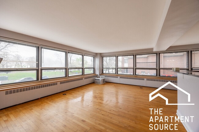 Photo - 4180 N Marine Dr Unit 405