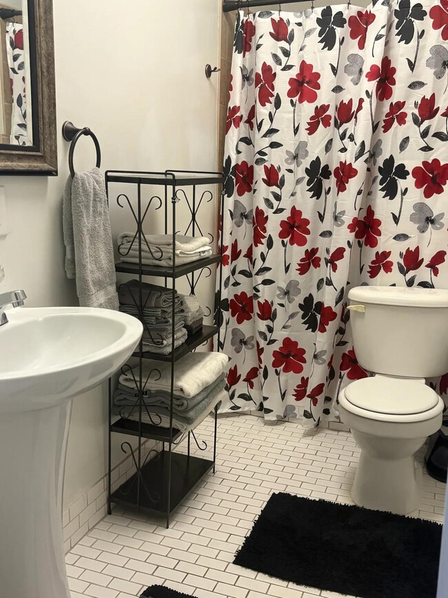 Photo - 15 Tregaski Ln Unit SI ID1501075P