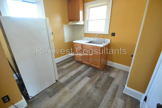 1816 Sterling Ave
