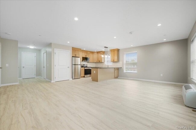 Photo - 71 N Main St Unit A