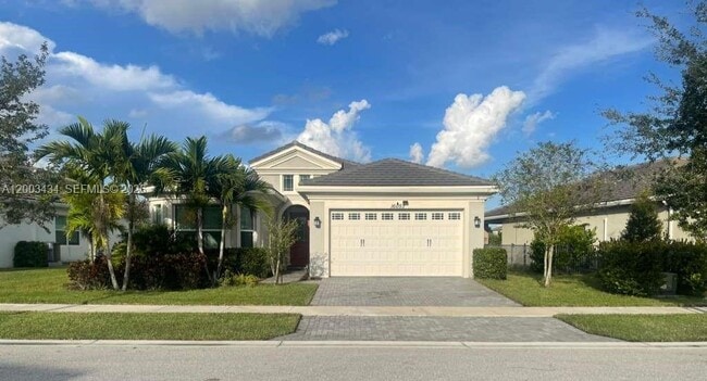 Building Photo - 16053 Rain Lilly Way