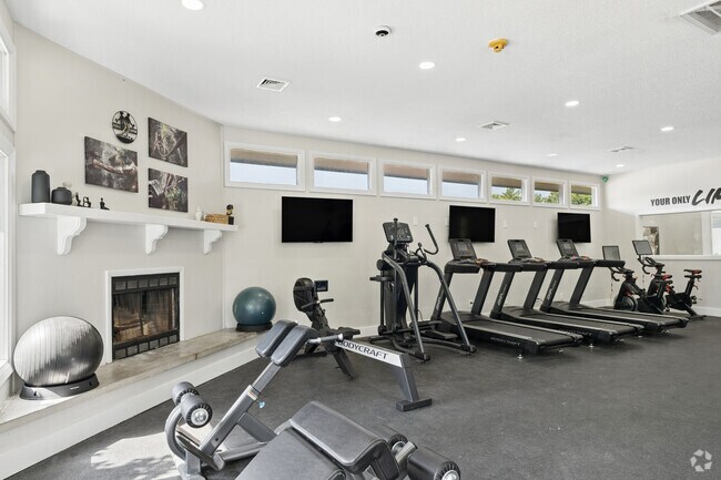 Fitness Center - Hilliard Village Apartments