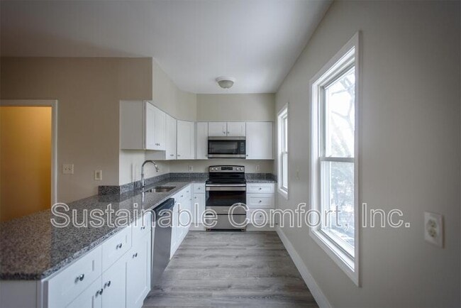 Building Photo - 6 Adolph St Rental