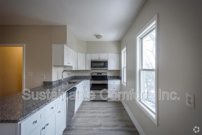 Building Photo - 6 Adolph St Rental