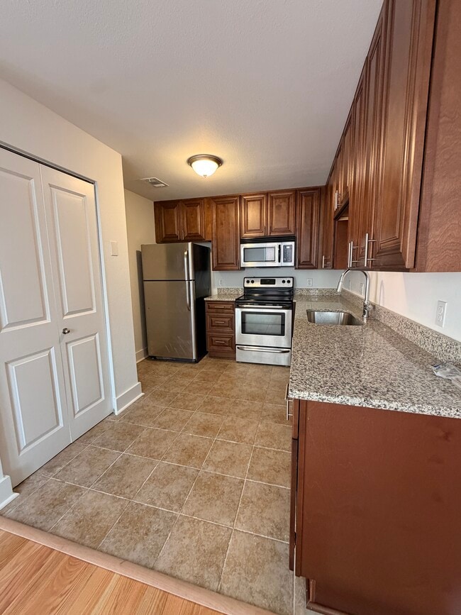 Photo - 5630 Pershing Ave Unit 20