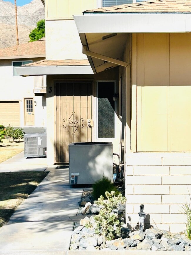 Photo - 46917 CA-74 Unit #3