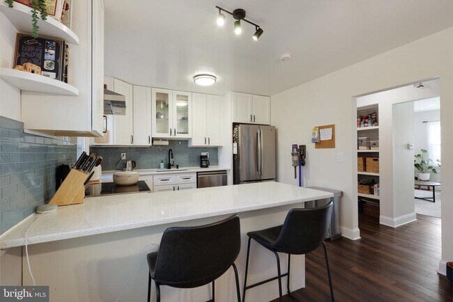 Photo - 3290 Applegate Ct