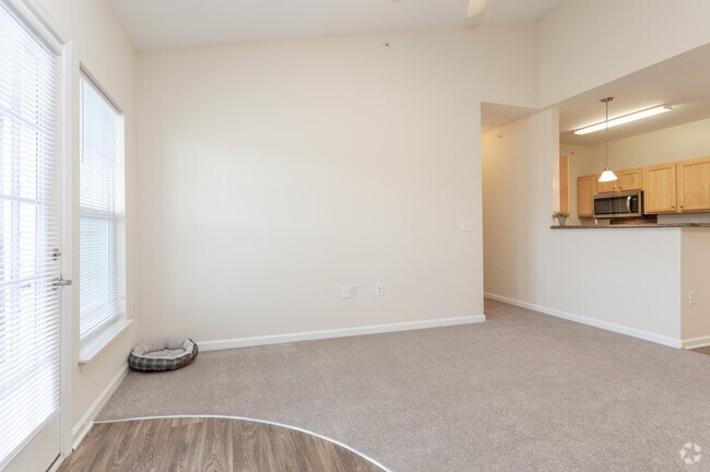 3BR, 2BA - 1276SF Vendegrift - Living Area