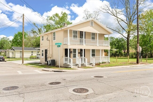 Photo - 1514 Augusta Ave