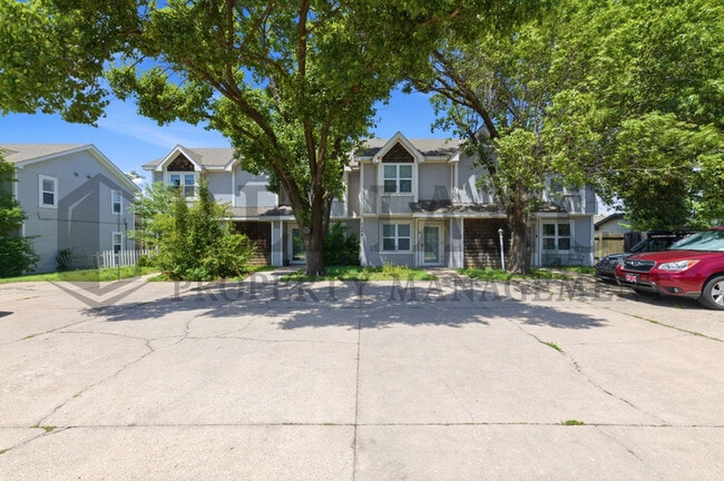 Photo - 7206-2 West Douglas Avenue