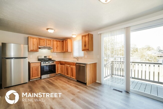 Photo - 3137 Dewbourne Dr